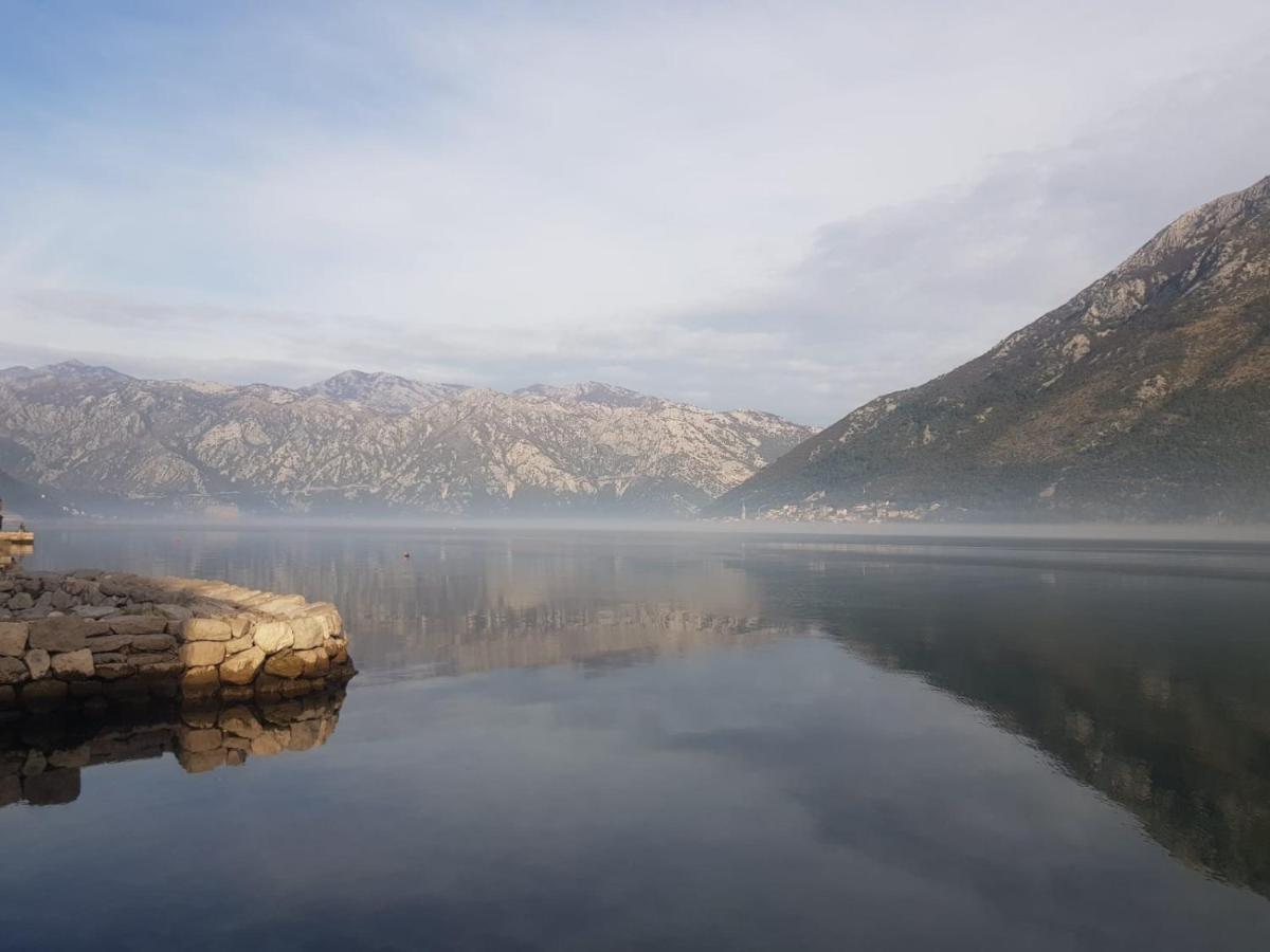 Apartamento Vila Djuro Mikijelj Donji Stoliv Exterior foto